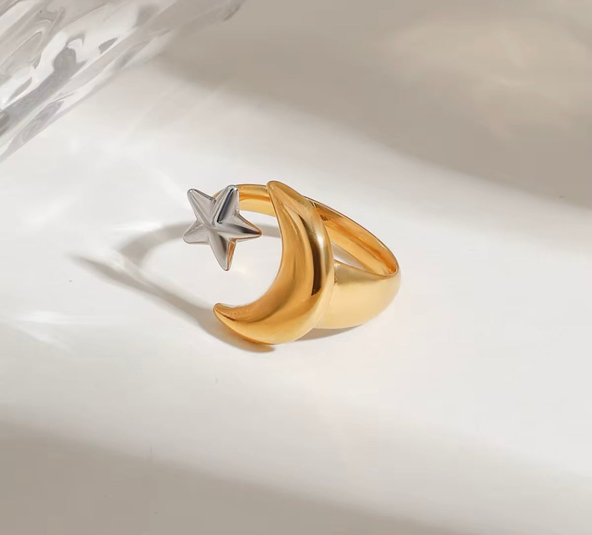 Moon ring