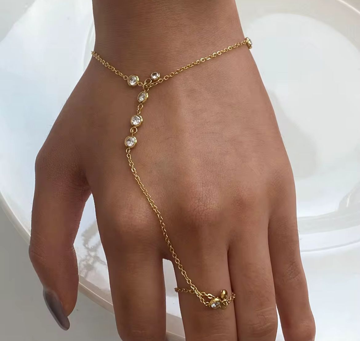 Diamond hand chain II