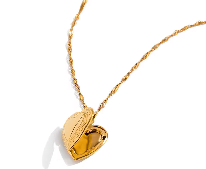 Heart necklace