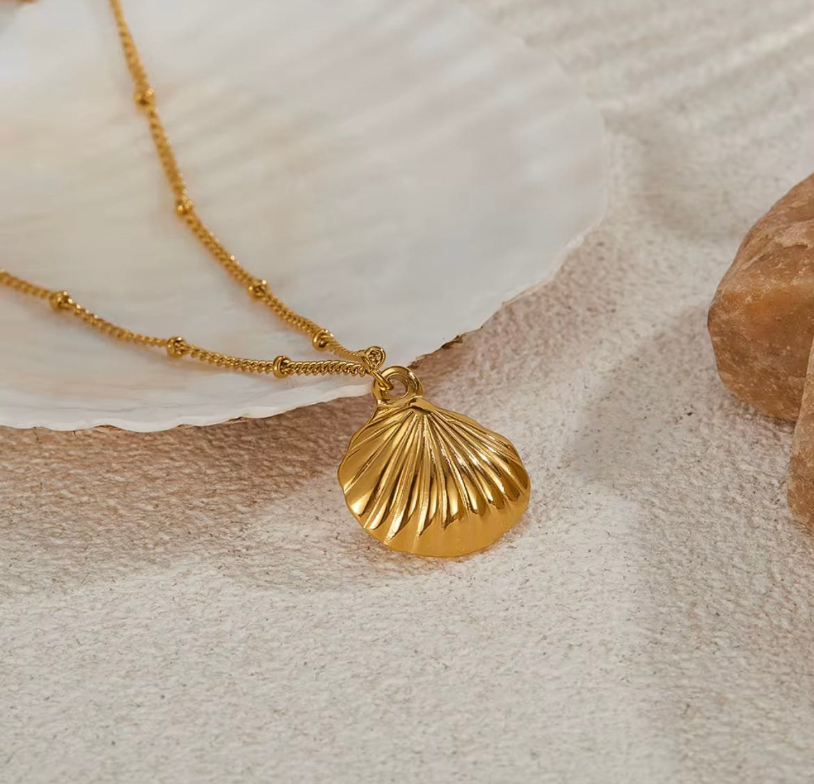 Ariel necklace