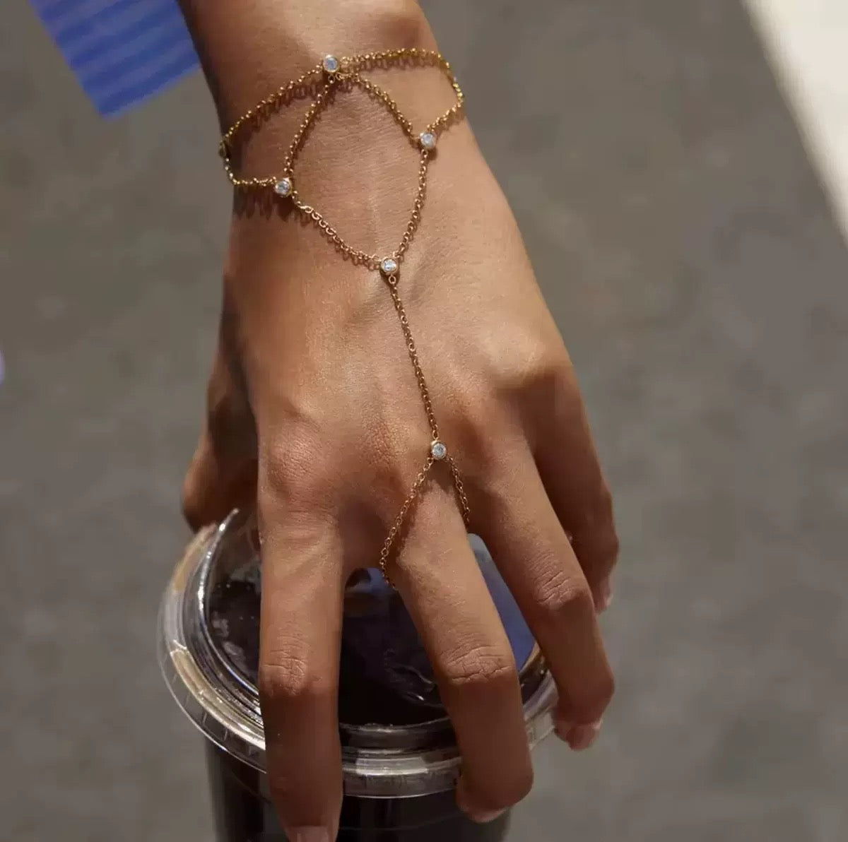 Diana handchain
