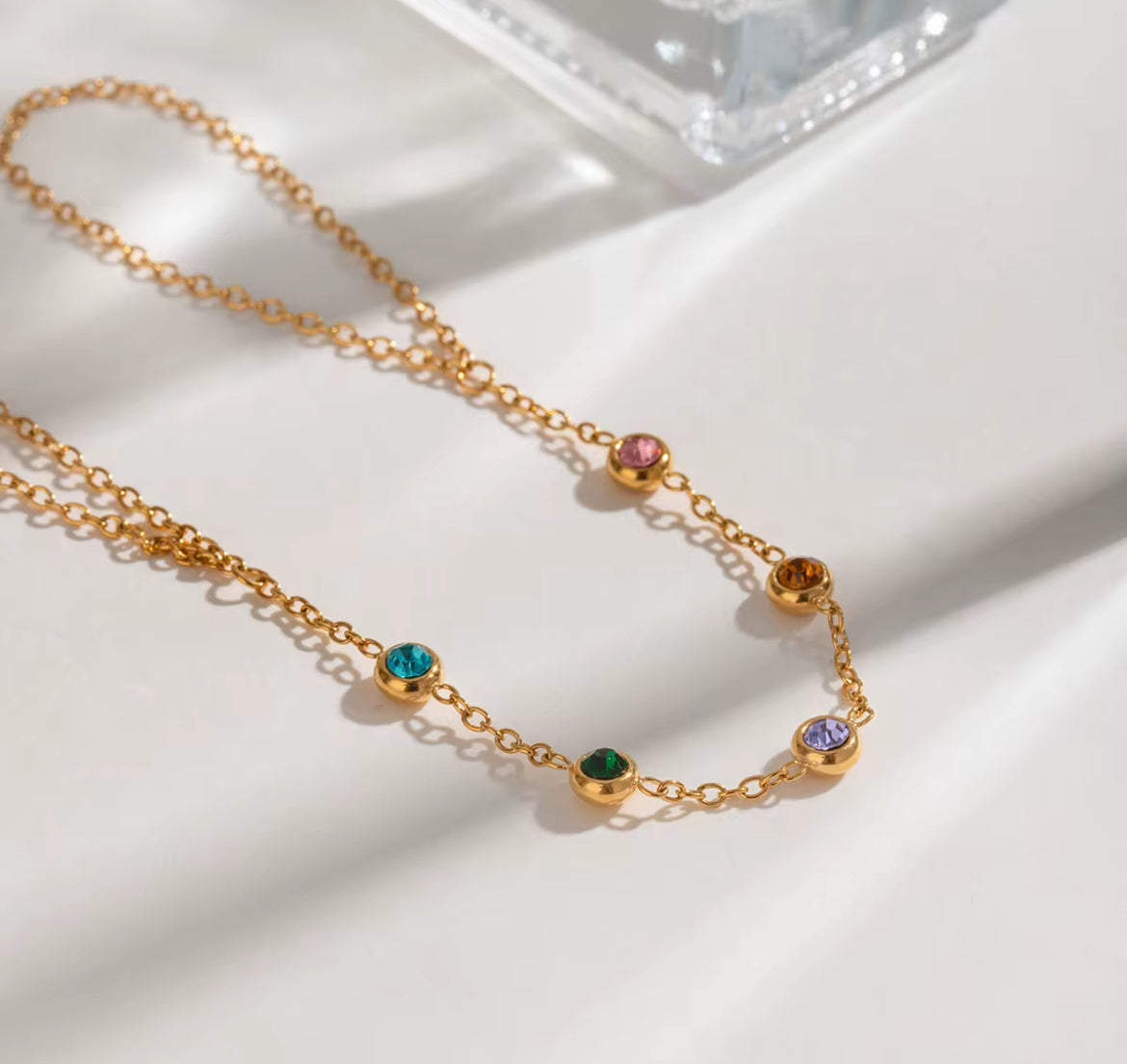 Multicolor handchain