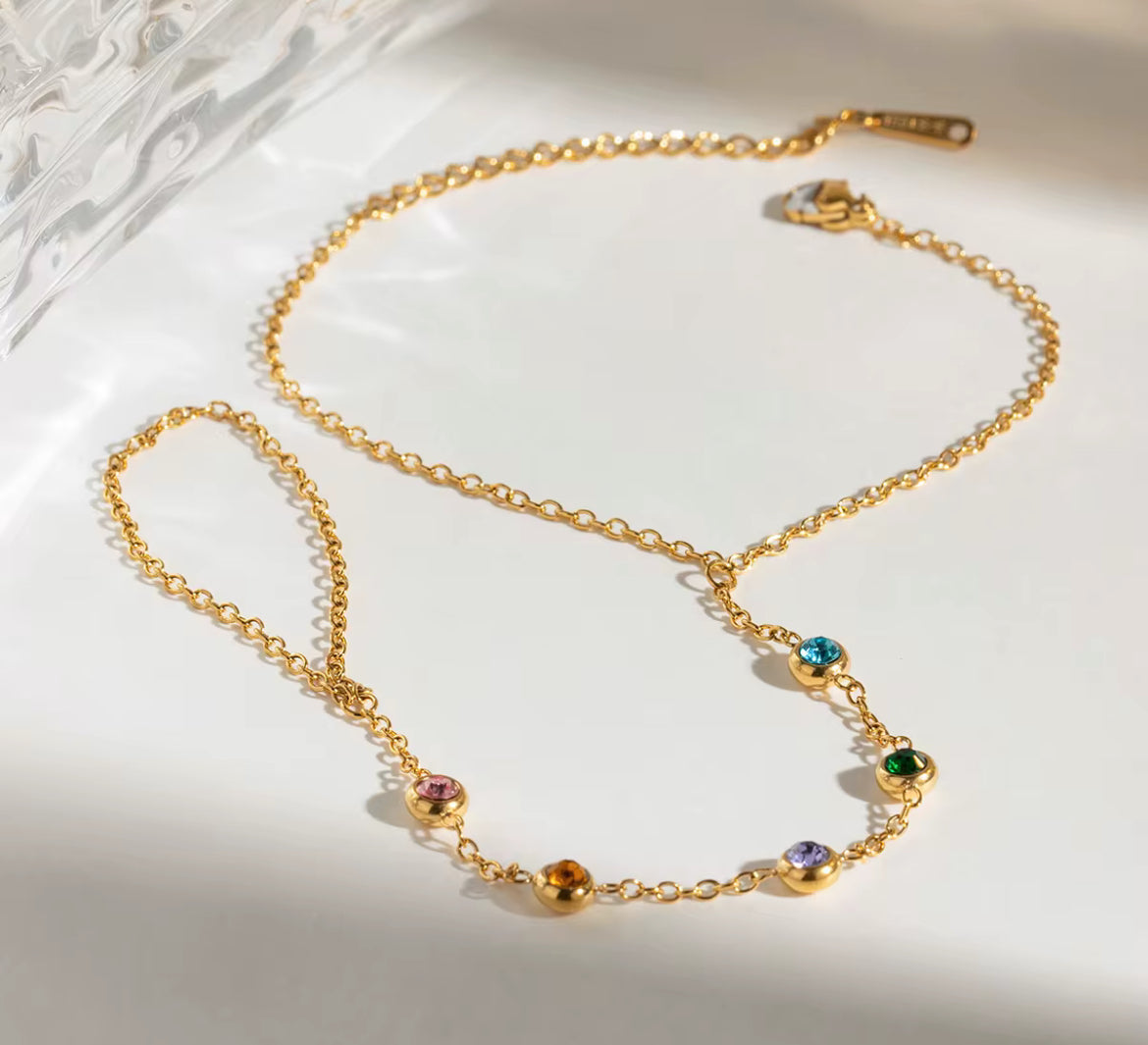 Multicolor handchain