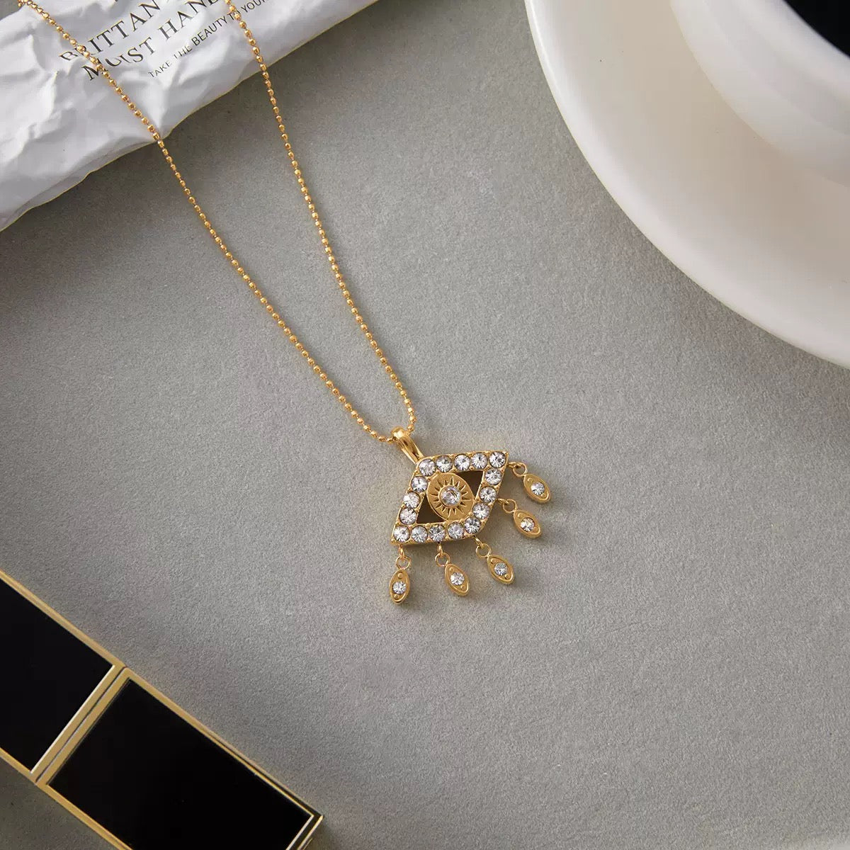 mauvais œil Necklace