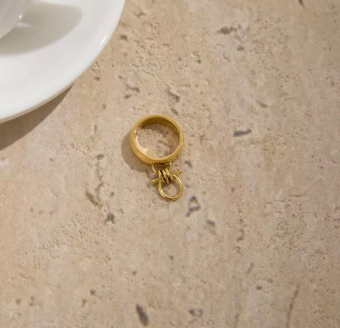Ivy Ring