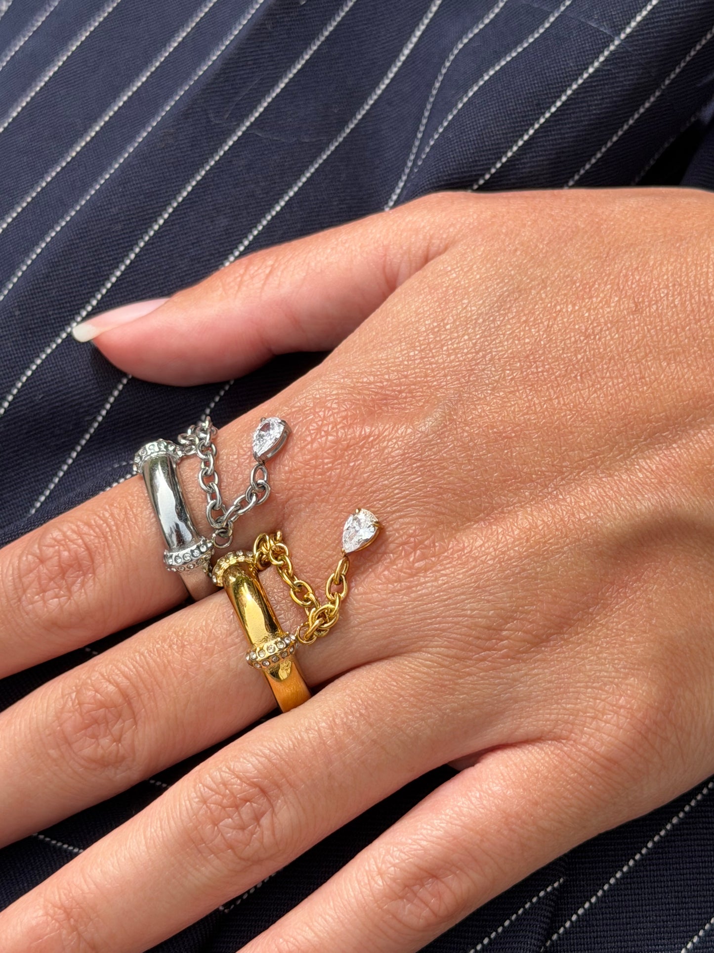 Noir Ring