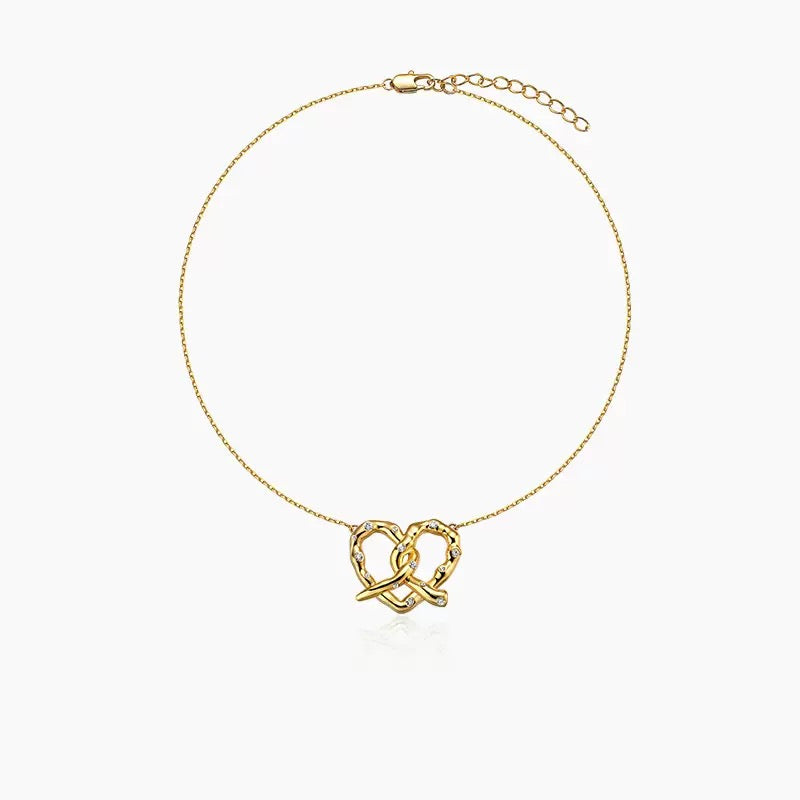 Pretzel Diamond necklace