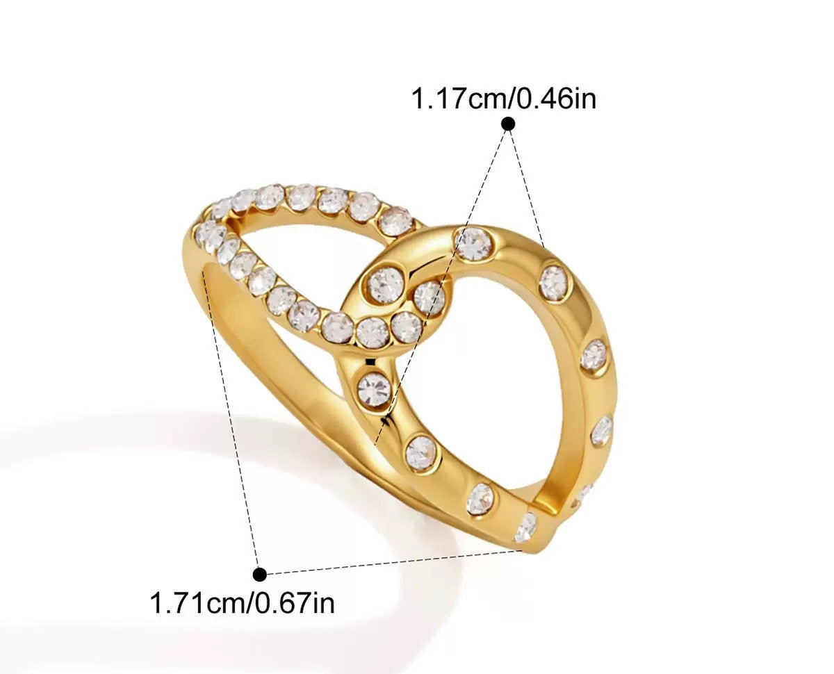 Pretzel ring