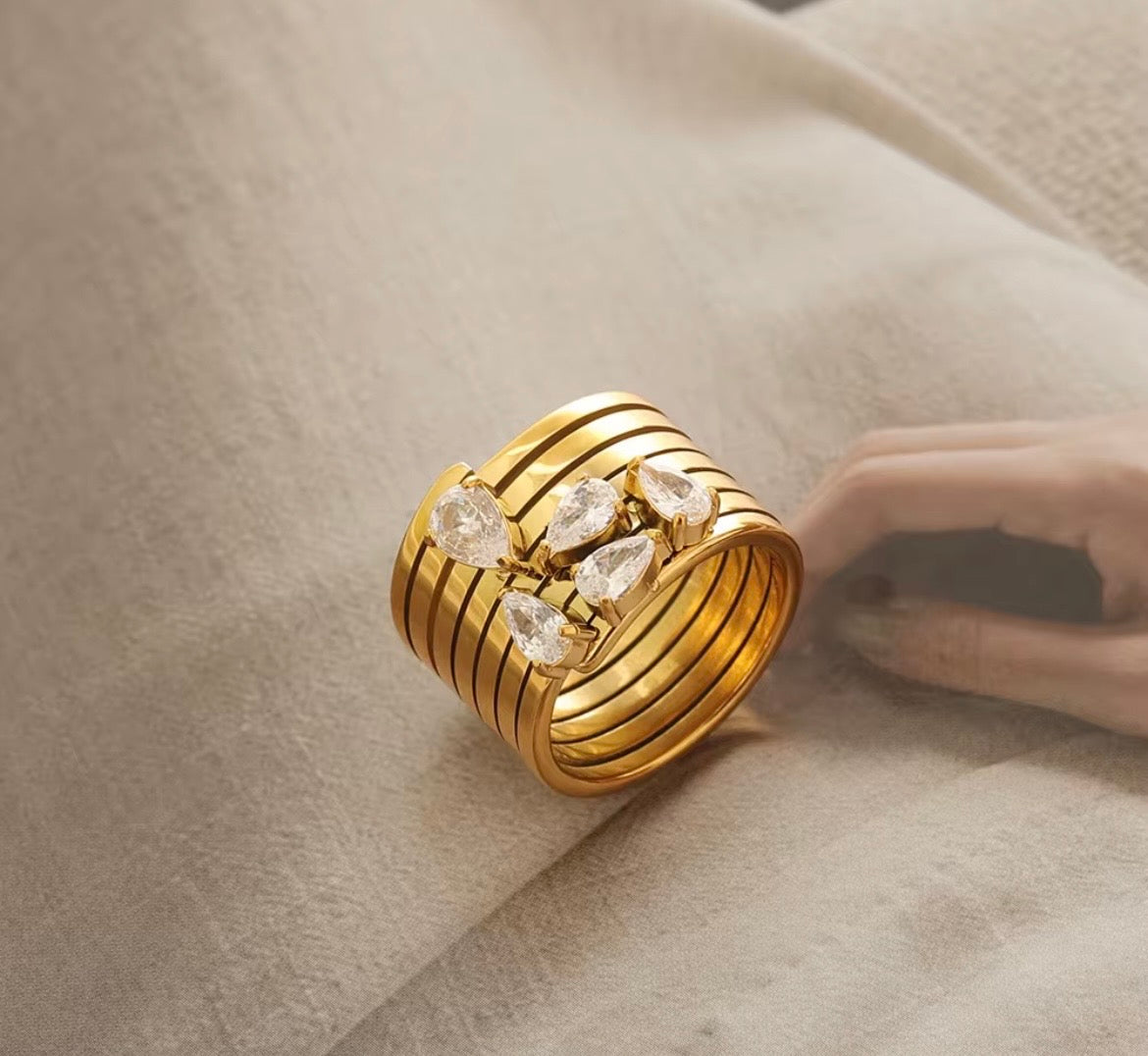 Zoe Ring
