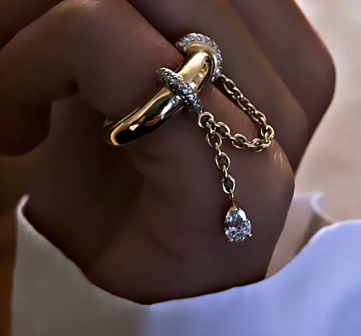 Noir Ring