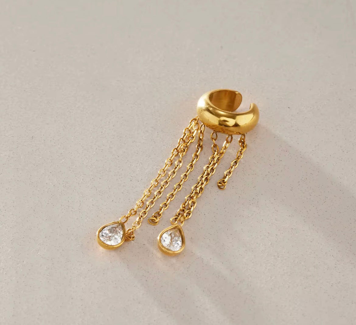 Bella earcuff