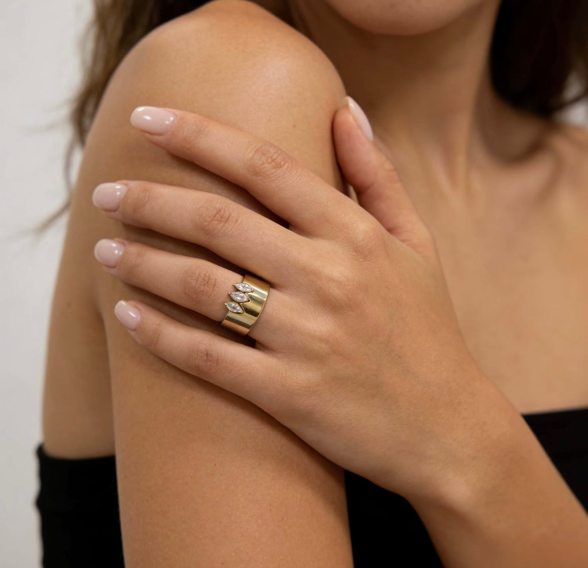 Alia Ring